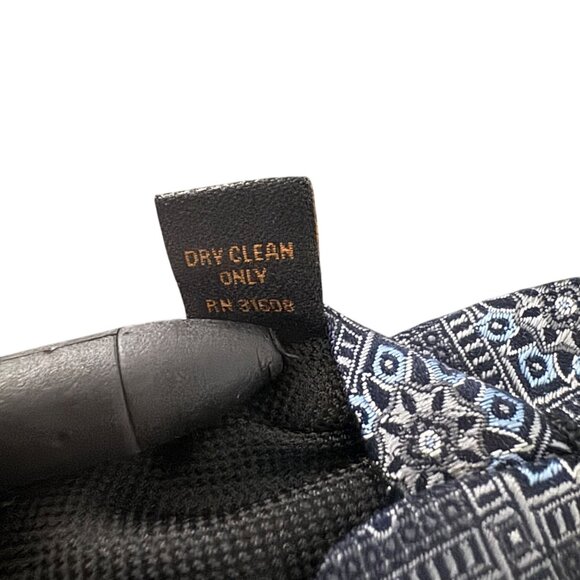 JOS.A. Bank Reserve Mens 100% Silk Necktie Geometric Pattern In Black & Gray - Picture 6 of 8